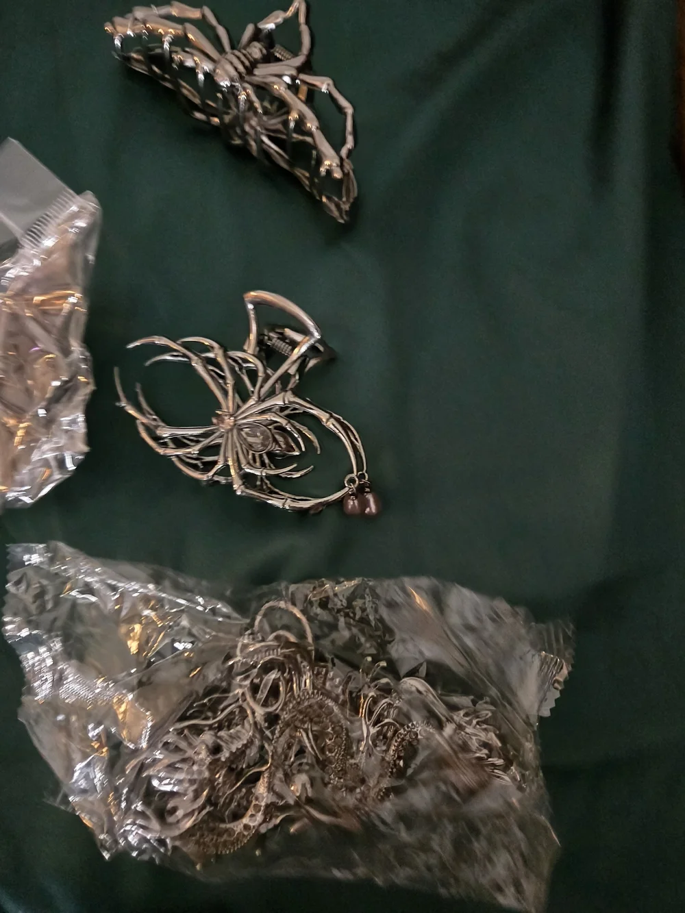 Silver Ornate Metal Hair Claw Clips - Asst. Spiders, Dragons & Skelington Hands